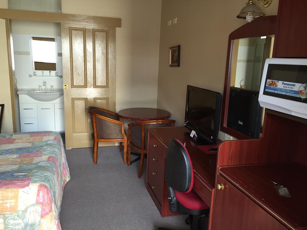 New Olympic Motel Lismore Room photo